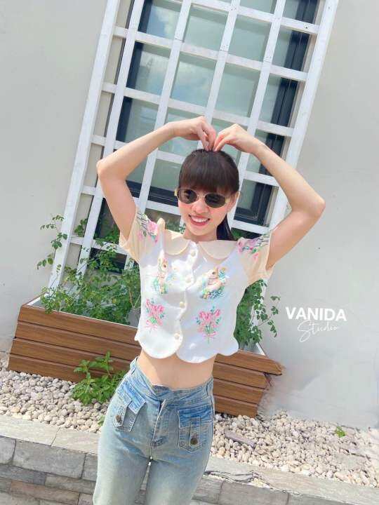 เสื้อครอปน่ารักๆป้ายvanida