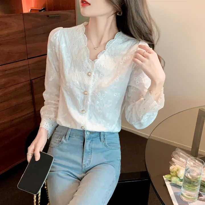 very lace top