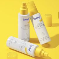 Supergoop!® Defense Refresh (Re)setting Mist SPF 40 ++ ขนาด 100 ml