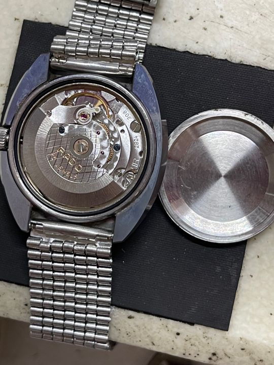 rado-balboa-eiger-automatic-25-jewels-ตัวเรือนคาไบรท์-นาฬิกาผู้ชาย-นาฬิกามือสองของแท้