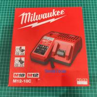 Milwaukee แท่นชาร์จแบตเตอรี่ 12-18 โวลต์ รุ่น M12-18C แท้ 100%