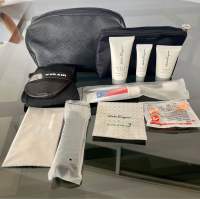 กระเป๋า EVA Air Salvatore Ferragamo amenity kit