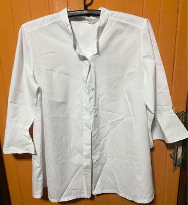 เสื้อผ้ามือ2 ชุดเดรส เสื้อแขน 5 ส่วนคอปกสีขาว m-l สภาพ 85%