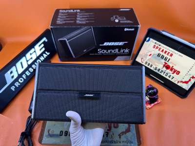 Bose Soundlink ll สภาพสวยใหม่มากเทสได้ 8-9 ชม. ยังมีโลโก้Bose ติดอยู่ พร้อมกล่อง และอะแดปเตอร์แท้ สินค้านำเข้าจากญี่ปุ่น🇯🇵