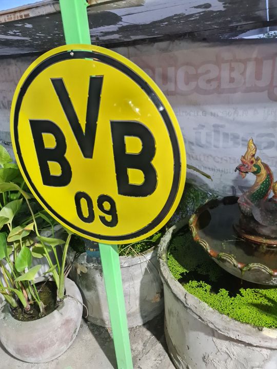 โลโก้ดอร์ทมุนท์-borussia-dortmund-ขนาดสเกล-60-60-เซนติเมตรน้ำหนัก-3-2-กิโลกรัมเหล็กหนา-3-มิลลิเมตรเหล็กตัดเลเซอร์แบบแขวนติดผนังใช้สี-2k-สีพ่นรถยนต์ภายนอกสวยงามคงทนไม่ลอกไม่ร่อนไม่เป็นสนิมติดตั้งง่ายติ