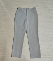 Uniqlo กางเกง Ezy 2 Way Smart Ankle Pants สีเทา (Light Grey) Size M หญิง มือ2