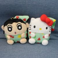 พวงกุญแจ กระเป๋าใส่เหรียญ  Sanrio Kitty x Crayon Shinchan คิตตี้ ชินจัง ใส่ชุดนอน พวงกุญแจตุ๊กตา ซานริโอ