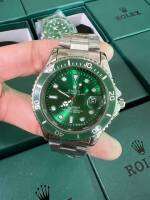 นาฬิกา ซุปเปอร์ แบรนด์

ขนาด40mm ผู้ชายใส่ได้ผู้หญิงใส่ได้ 

เครื่องAutomatic เดินเรียบ 

ตัวเรือนทำจาก Stainless Steel 

ตำแหน่งที่ 3 นาฬิกา แสดงวันที่ ช่องเลนส์ขยาย

กระจกหน้าเคลือบ Sapphire กันรอยขูดขีด