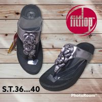 [พร้อมส่ง]ใหม่"ล่าสุด
รองเท้าแตะ Fitflop
สำหรับผู้หญิงแตะแบบลำลอง เบาใส่สบายเท้าส....