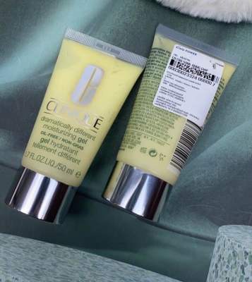 มัอยเจอร์เหลืองสูตรเจล Clinique Dramatically Different oil-free gel 50 ml (combination oily to oily) (1 ชิ้น)