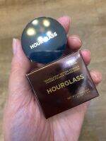 #แป้งฝุ่น Hourglass Veil™ Translucent Setting Powder ? 0.9g