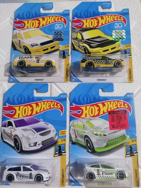 Hot Wheels Fandango Checkmate 5/9 - Macchinina In Scala 1:64, Colore Nero