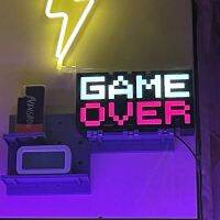 Game Over ไฟสร้างบรรยากาศไฟรับเสียงจังหวะดนตรีของตกแต่งบ้านเล่นเกมไฟกลางคืนควบคุมด้วยเสียงไฟศรัทธา RGB