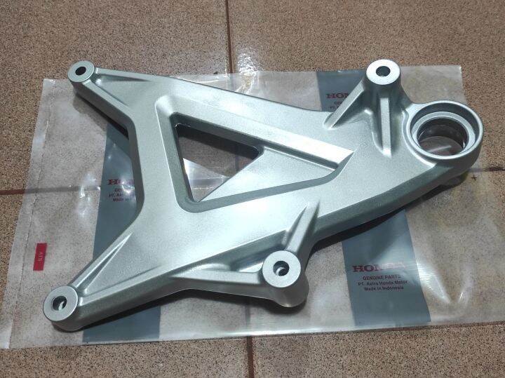 Swing arm Honda Vario125 vario 150 LED New kode Part K59J Original