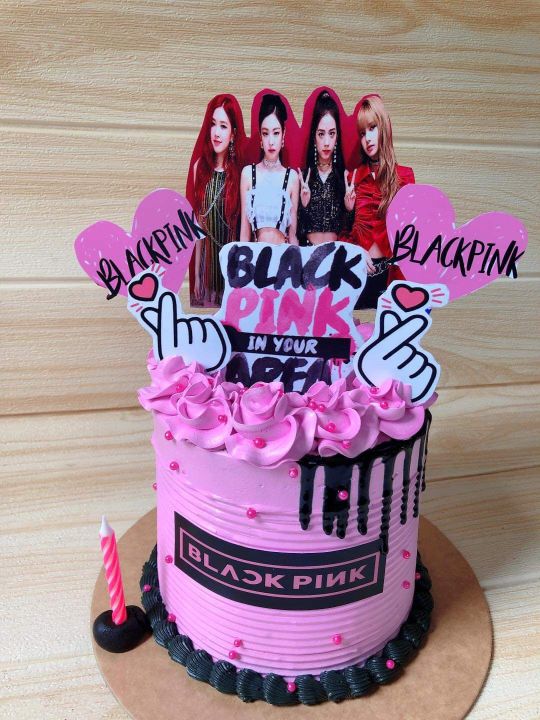 BLACKPINK's Jennie celebrates her birthday cake, #AngelJennieDay trending  number one worldwide | allkpop