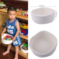 Sensory play ตะกร้าใส่ของเล่นบนชั้นวาง Montessori