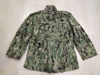 เสื้อทหาร M65 "NAVY SEAL" ลาย AOR2 ( M023 ) ผลิตโดยCARIBBEAN NEEDLE POINT INC ของใหม่ ไม่ผ่านการใช้งาน ขนาดSmall Short