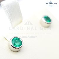 CARDINALGEM ⚜️ ต่างหูมรกตแซมเบีย Zambian Emerald พลอยแห่งความมั่งคั่ง ฝังหุ้ม ต่างหูเงินแท้ 925 งานอิตาลีชุบทองคำ 3.5 mm.[สินค้าจริงตามภาพ ?]