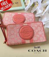 กระเป๋าสตางค์ใบยาว
Coach Dempsey Large Phone Wallet In
Signature Jacquard With Stripe And Coach ออก Shop USA รับประกันของแท้ 100%