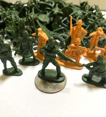ของเล่นกิโล set 100,200,300 ชิ้น ทหารจิ๋ว คละสี เขียว,ครีม แพ็คถุง แพ็คโหล ของเล่น ทหาร