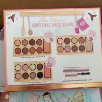 (กรุณาสอบถาม) เซตอายชาโดว์ Christmas Bake Shoppe Limited Edition Makeup Collection