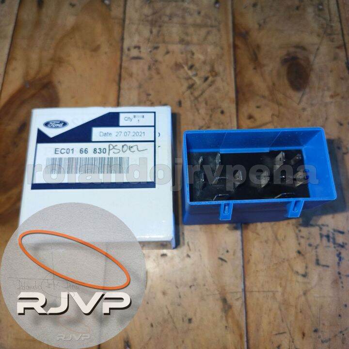 Ford Escape Flasher Relay, Hazzard Relay, Signal Light Relay Replacement Taiwan EC01 66 830