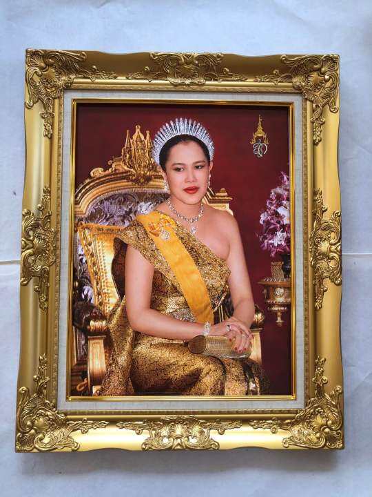 กรอบรูปหลุยส์พระพันปีหลวง-กรอบรูปขนาด-21x26-นิ้ว-ภาพมงคล-เสริมฮวงจุ้ย-ตกแต่งบ้าน-ของขวัญ-ของที่ระลึก