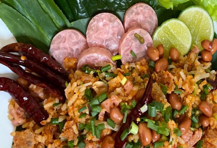 แหนมหมู-ส้มหมู-จิ้นส้ม-รสเด็ด-แหนมหมูยายนางทำสดใหม่ทุกวัน-ไม่มีสารกันเสีย-อร่อยเด็ดจนต้องร้องขออีกห่อ