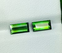 ทัวร์มาลีนสีเขียวธรรมชาติ 1.71cts คู่ 8x4.2x2.6mm 1.71cts natural green tourmaline pair 8x4.2x2.6mm