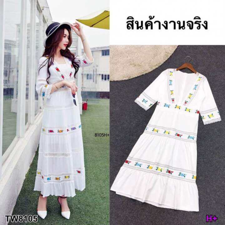 8105-แม็กซี่เดรสพิมพ์ดอกแต่งลูกไม้-floral-print-maxi-dress-with-lacefloral-print-maxi