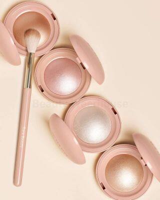 ไฮไลท์ Rare Beauty Positive Light Silky Touch Highlighter 2.8g.