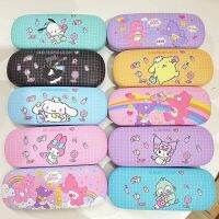 กล่องแว่น PU ลายน่ารัก มี 10 ลาย มีทั้ง Care Bears และ Sanrio เปิด-ปิดหยิบง่ายด้วยระบบแม่เหล็ก