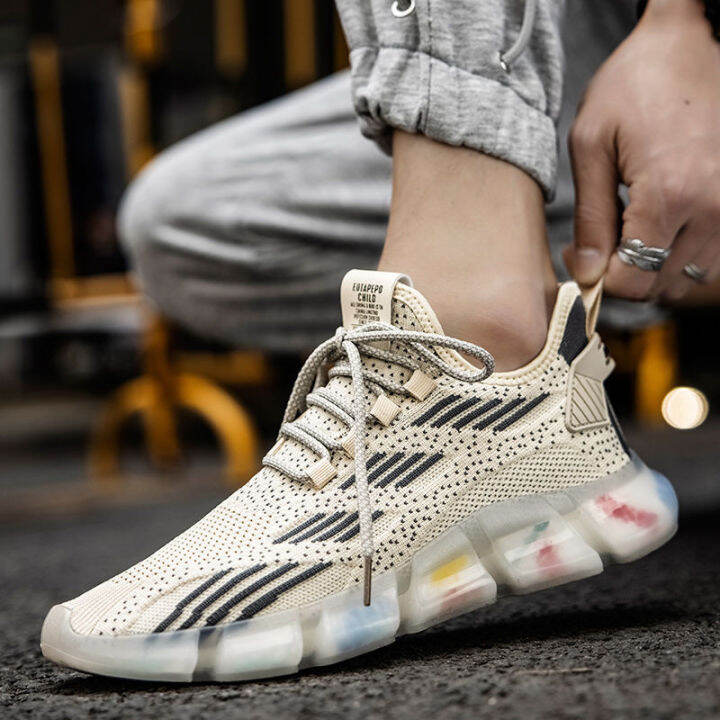 yeezy th