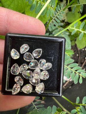 พลอย เพชรรัสเซีย AAA WHITE American diamond stone สีขาว  2x2 มม (10 เม็ด) CUBIC ZIRCONIA CZ HEART SHAPE 2x2 MM (10PCS)