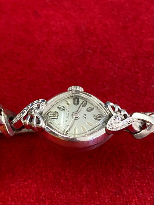 bulova-23-jewels-ระบบไขลาน-ตัวเรือน-10-kt-rolled-gold-plate-gulova-m5-นาฬิกาผู้หญิง-มือสองของแท้