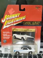 Johnny Lightning Classic Gold Collection 1969 Chevy Camaro RS/SS White ล้อยาง