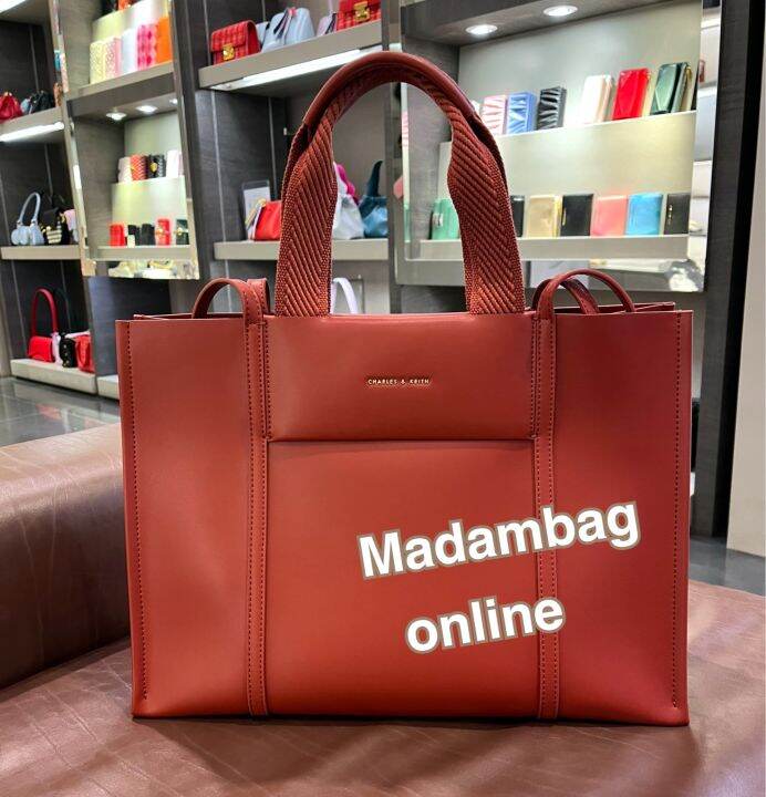 charles-keith-shalia-large-double-handle-tote-bag-กระเป๋าถือ-มีสายสะพายไหล่