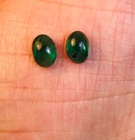 มรกตแซมเบียธรรมชาติ 0.82 กะรัต 5.6x4.1มม. 1 คู่ 0.82cts natural Zambia emerald 5.6x4.1mm pair
