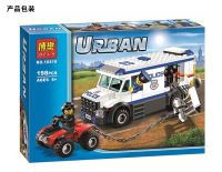 ตัวต่อเลโก้ Compatible with Lego City Police Series Off-Road Vehicle Hijacking Prisoner Transporter 60043 Building Block Toy 10418