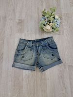 Used กางเกงยีนส์ขาสั้น ❤️ 39 บาท❤️ แบรนด์ Brionie  Size S เอว 26" สพ.34" ยาว 10.5" 
?ตำหนิกะดุมกระเป๋าหน้าด้านซ้ายหลุด 1เม็ด
#ยังว่างอยู่Lshopandshare
#กางเกงขาสั้นผู้หญิง
#กางเกงยีนส์ราคาถูก #กางเกงยีนส์ขาสั้น #ยีนส์ขาสั้น #กางเกงยีนส์เกาหลี #กางเกงยีนส