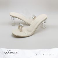 Kwintra รองเท้าส้นแก้ว หัวแหวนเพชร สีขาว สูง 2.5นิ้ว