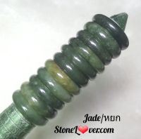 #Jade #แหวนล้วนหินหยก
#หินหยกพม่า #เขียวหยก

#หินหยก
--- ใช้เป็นเครื่องลาง ช่วยปกป้อง โรคภัย ไข้เจ็บ และการมีอายุยืน มีผลดีต่อไต และช่วงเอว มักเป็นเครื่องรางติดตัวในการเดินทาง 

--- คนจีนเชื่อว่า เป็นหินศักดิ์สิทธิ์ มีพลังในการปลุกปลอบสูง สร้าง ความสมดุลท