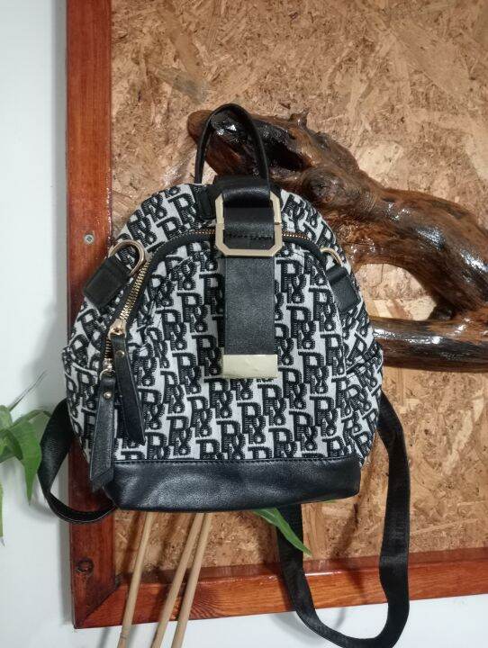 Medium size backpack, ideal for school and everyday use. Lazada PH