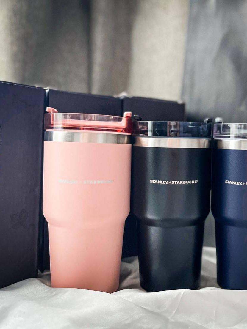 STANLEY® Navy Holiday Tumbler (16oz.) – Starbucks Thailand