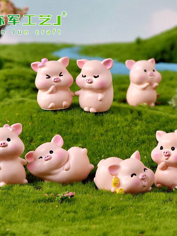 Cute Resin Money Lucky Pig Figurine Statue DIY Miniature Garden Table  Ornament 