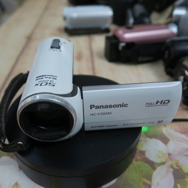 Máy quay phim Panasonic HC- V300M zoom 50X | Lazada.vn