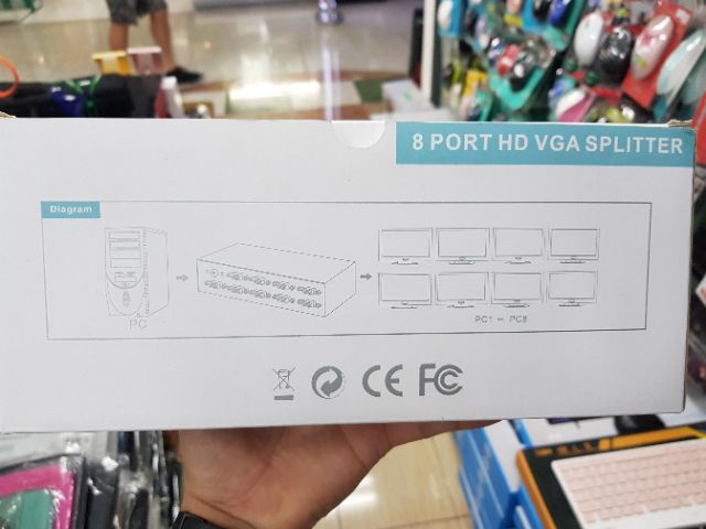 กล่องแยกจอ-vga-splitter-เข้า1-ออก8