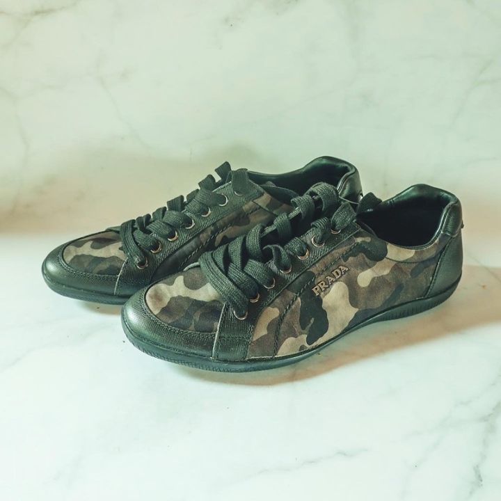 prada-รองเท้าผ้าใบ-พราด้า-ลายทหาร-black-army-green-military-print