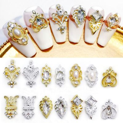 10 Pcs/lot 3D Alloy Nail Art Rhinestone Luxury Retro Baroque Design Nail Jewelry Hollow Lace Decorations Gold/Silver Charms