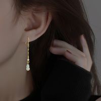 [COD] jade gourd earrings retro round face slim and long model national trendy temperament pearl ear hook good fortune luck